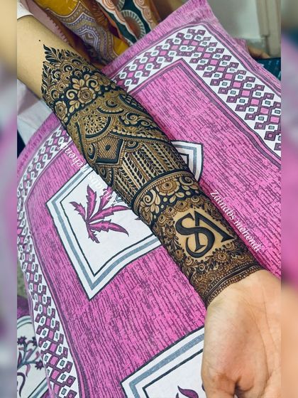 A bridal design with personalized initials "SA".