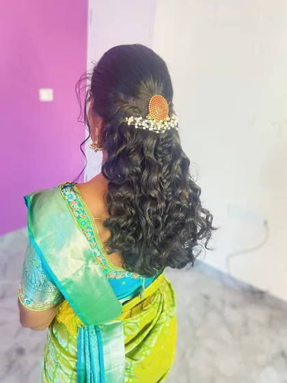 A different perspective of this popular and versatile hairstyle.