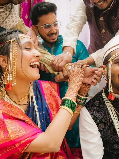 The best moments are often the unposed ones. The pure, unadulterated laughter during a playful wedding ritual is what makes a celebration truly memorable, and we make sure to be there for it.