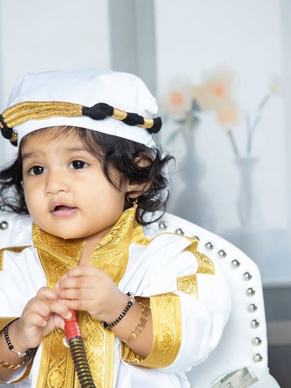 A close-up of our 'Chota Khan', looking thoughtful. The details of the costume and props make this a really memorable shot.