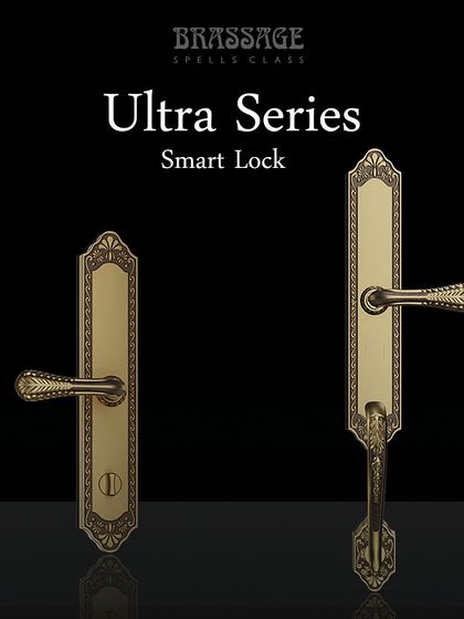 The Ultra Series Smart Lock is available as both a full entrance set and a standalone lever handle. This allows for a consistent design language across different doors within a property, from the main entrance to interior rooms requiring privacy and security.