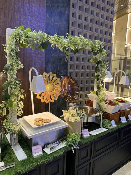 Opulent Displays & Themed Setups photo 17