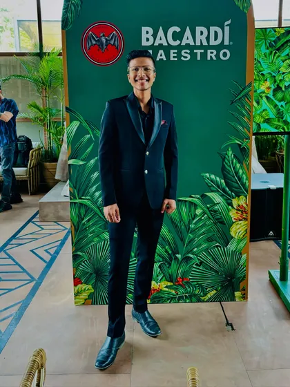 Another shot from the Bacardi Maestro event. The tropical theme was a great backdrop for some interactive, high-energy magic.
