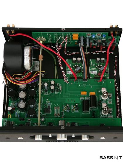 The Heart of the System: Amplifiers, DACs & Components photo 55