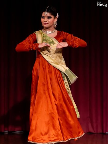 Presenting Madhurashtakam, a beautiful ode to Lord Krishna, for my guru Saswati didi's birthday celebration. Performing for my guru is the highest form of offering I can give.