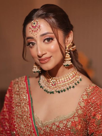 Classic Red & Maroon Bridal Looks photo 52