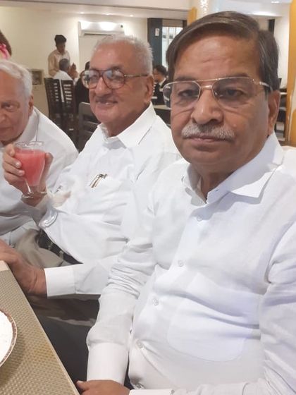 Sharing a table with senior advocates. The camaraderie within the legal profession is something I value deeply, and I learn something new from every conversation.