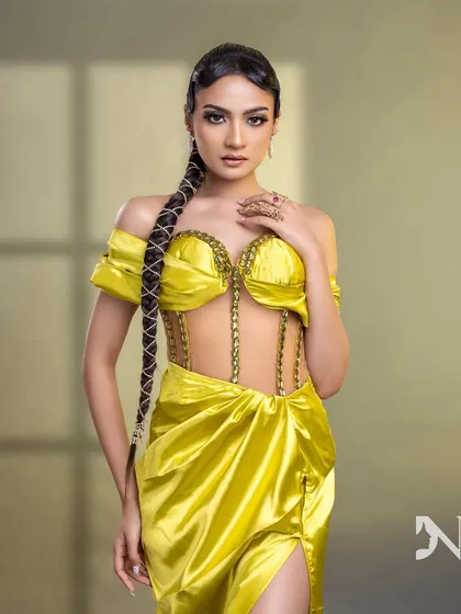 A flawless makeup look for a flawless day. This high-fashion look in a yellow gown is from one of our creative shoots.