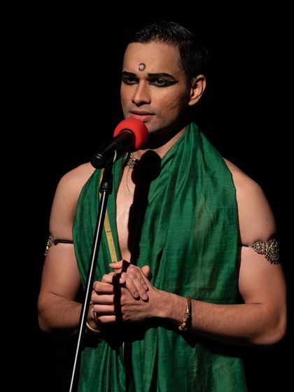 Speaking to the audience is an integral part of my performance, where I share the context and story behind the pieces I present. From my concert in Toronto.