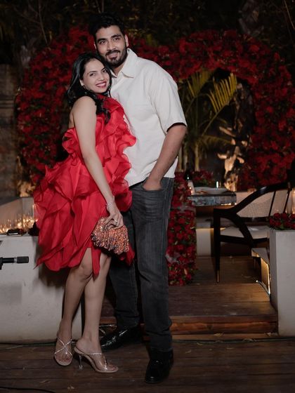 For a surprise birthday dinner, my client wanted a bright, fun dress. This red ruffled Zabella dress was the perfect choice, paired with minimal jewelry to let the dress do all the talking.
