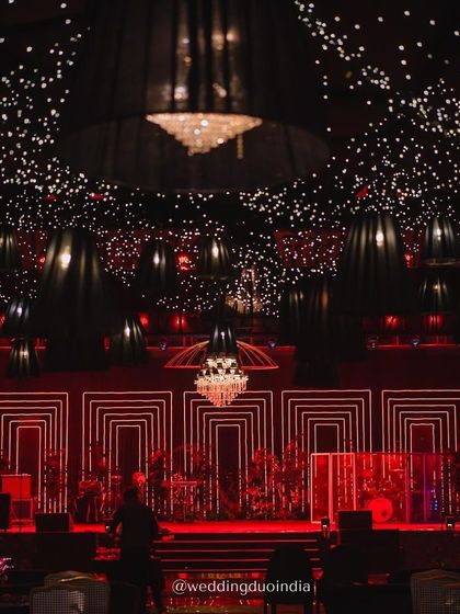 Moody & Cinematic Nights photo 6