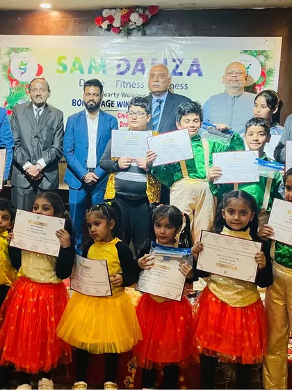 Celebrating our students' hard work is a huge part of our culture. Here are some of our talented young dancers proudly holding their certificates after our 'Winter Event 2023'.