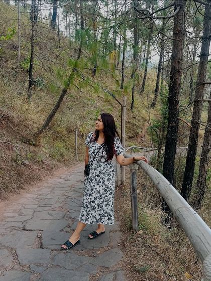 Priyanshi Khandelwal - Personal Fashion Styling Style on the Go: Travel & Vacation Looks photo 45