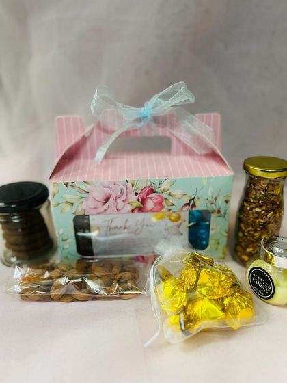 Gift Hamper - Baby & Maternity Hampers Custom Return Favors photo 3