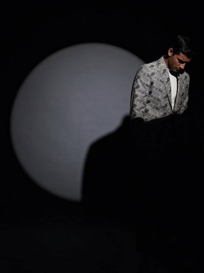 Avant-Garde & Editorial Styling photo 14