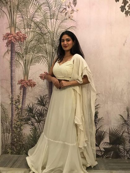 Bhargavi and Poorvika - Ethnic & Fusion Wear Rental Modern Fusion & Indo-Western photo 6