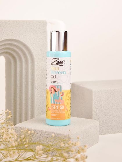 My Sunscreen Gel offers SPF 50 protection in a lightweight gel formula. It absorbs quickly without leaving a greasy residue, making it a perfect daily companion for all skin types.