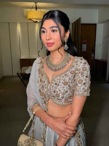 Modern Pastel & Ivory Brides photo 55