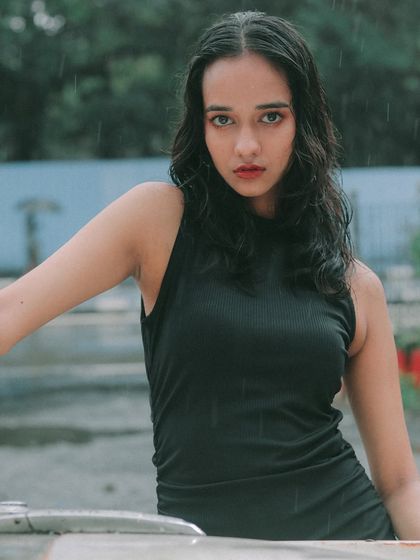 Solo & Couple Portraits photo 8