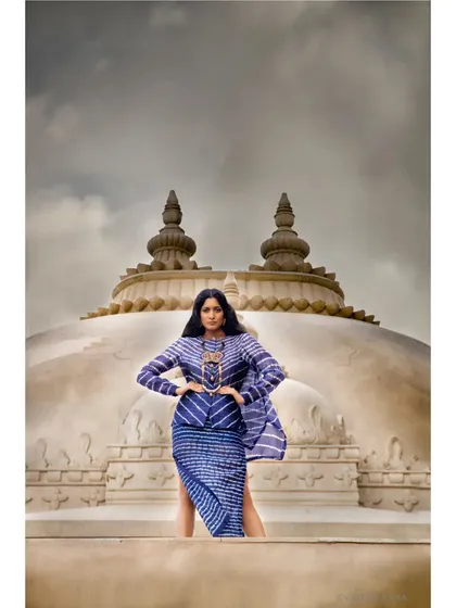 Who dares climb so high? The totally fearless and adventurous Himarsha Venkatsamy during our shoot for Klick magazine at a stunning Jaipur palace.