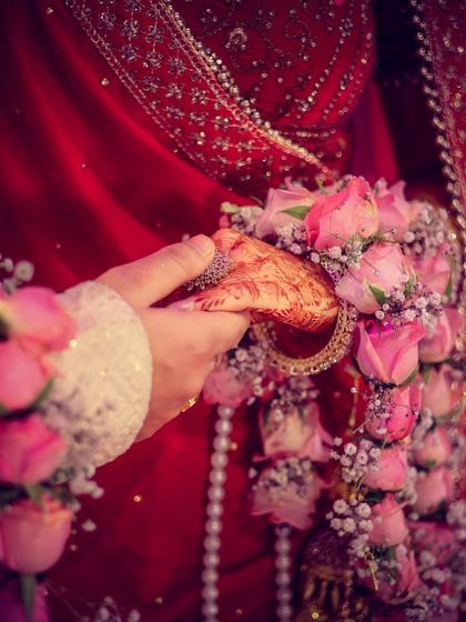 Romantic Couple Portraits (Wedding Day) photo 13