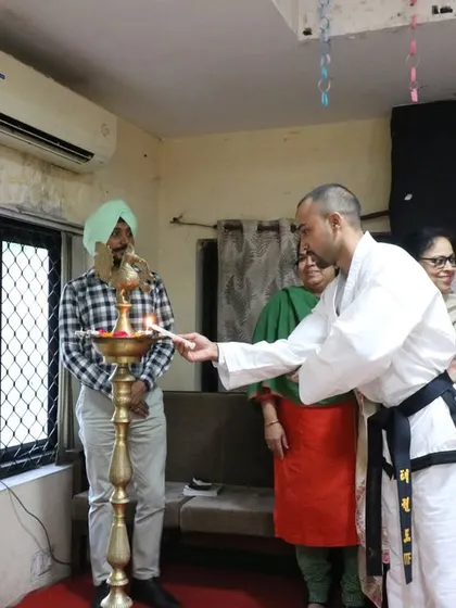 The traditional lamp lighting ceremony marks the beginning of our workshop at Sri Aurobindo College, symbolizing the dispelling of darkness and the ushering in of knowledge and empowerment.