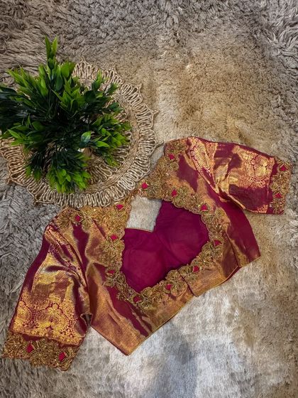 Chaithu Gowda - Custom Designer Ethnic Wear Custom Embroidered Blouses photo 20