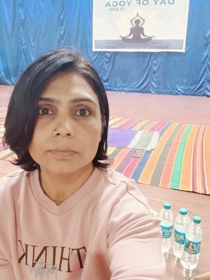 A behind the scenes look before the start of a corporate yoga session. I ensure the space is prepared to create a calm and welcoming environment for employees to de-stress and recharge.