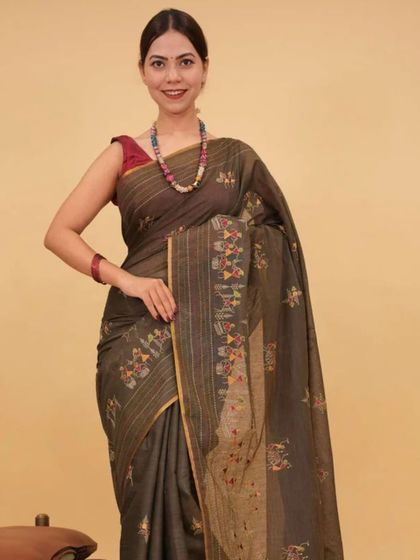 The 1-Minute Saree: Drape in Seconds photo 12