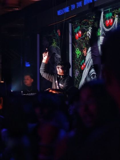 High-Energy Club Sets photo 43