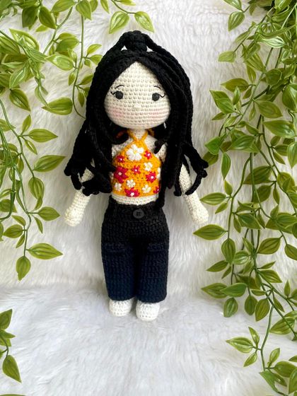 This replica doll features beautiful braided hair and a floral halter top. The customer requested no mouth for a unique, stylized look, which I think turned out so sweet and artistic.