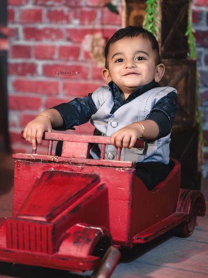 This collection showcases a variety of our other unique props and simpler backdrops. From rocking horses and toy cars to minimalist walls and cozy chairs, you can see the wide range of creative options available in our studio.