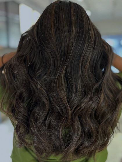 First-Time & No-Bleach Color photo 3