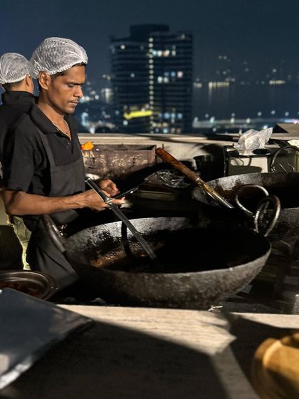 Interactive Live Stations photo 8