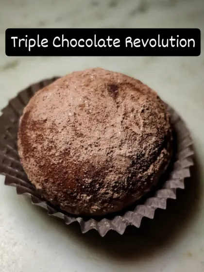 The Triple Chocolate Revolution in a single bite. This bombolini is my answer to ultimate chocolate cravings, baked soft and filled with pure chocolatey goodness.