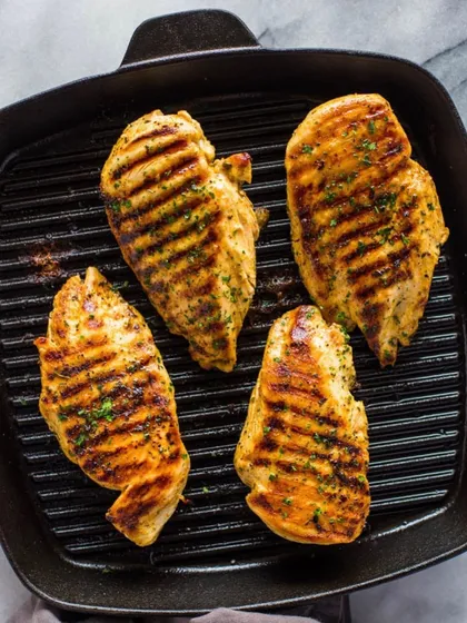 I always grill the chicken before adding it to my curries. This extra step gives the chicken a lovely char and a deeper flavour that makes my Hariyali Chicken so special.