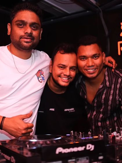 The Crew & The Crowd photo 7