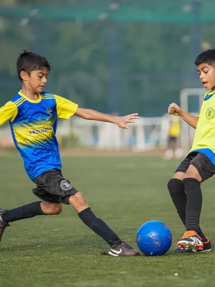In some situations, it all boils down to who wants it more. Two players in a tough but fair challenge.
