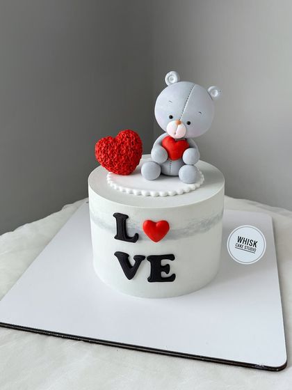 Whisk Cake Studio - Custom Designer Cakes Additional Designs & Confections photo 11
