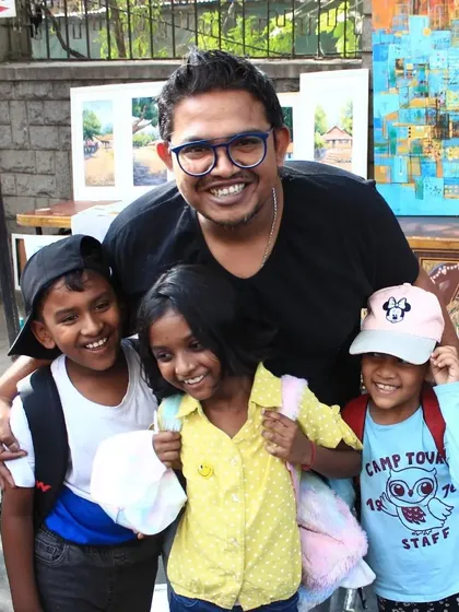 Learning isn't just in the classroom. Here I am with some of my happy students on a trip to the Chitra Santhe art fair. We love finding inspiration everywhere we go.