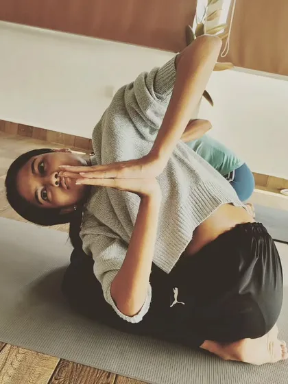 This twisting asana is a great way to naturally detoxify your body. Twists compress and massage the abdominal organs, stimulating blood flow and aiding in elimination.