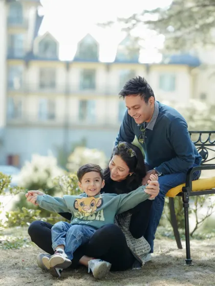 Family & Outdoor Portraits photo 10