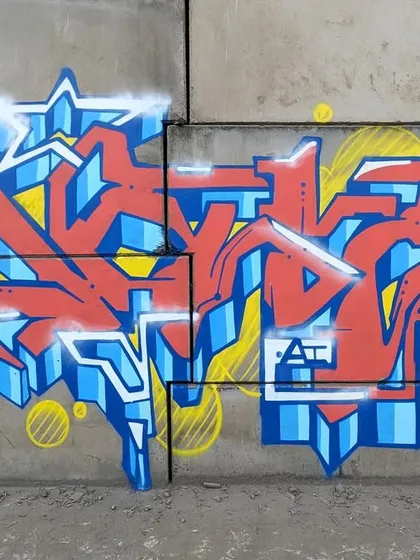 My piece from the Ulwe jam. The 3D effect and the bright colors make it pop off the concrete wall.