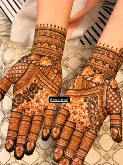 This design has a beautiful flow, with floral vines and paisleys creating a sense of movement up the arm.
