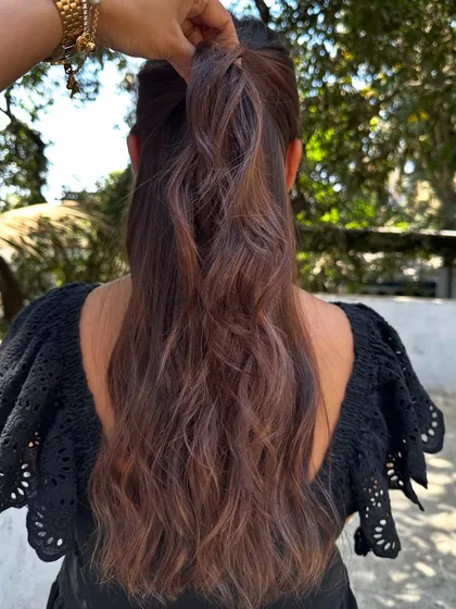 A beautiful transformation for a bride-to-be. We corrected her uneven base color and added soft, romantic highlights to get her ready for her big day.