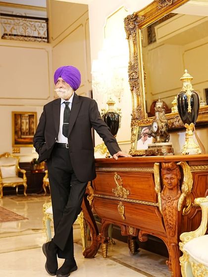 Another angle showcasing the timeless nature of a well-made suit. It's a testament to the enduring power of classic style and masterful craftsmanship.