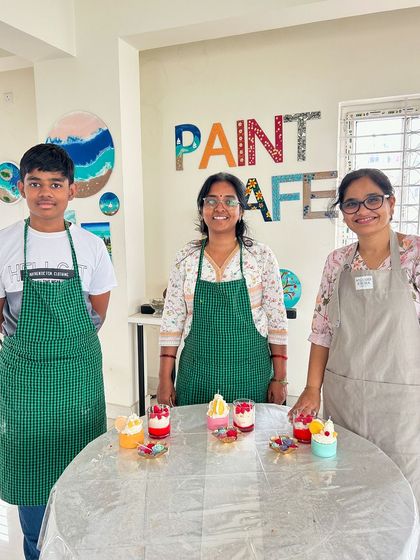 Paint Cafe Studio - Art & Craft Workshops Dessert & Designer Candle Making photo 36