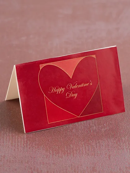 You can add a personalised message on this lovely Valentine's Day card to make your gift even more special.