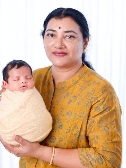 WonderBump Studio - Newborn Photography Family & Sibling Portraits photo 16