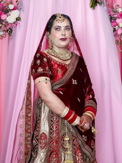 Vibrant Bridal Portraits photo 30